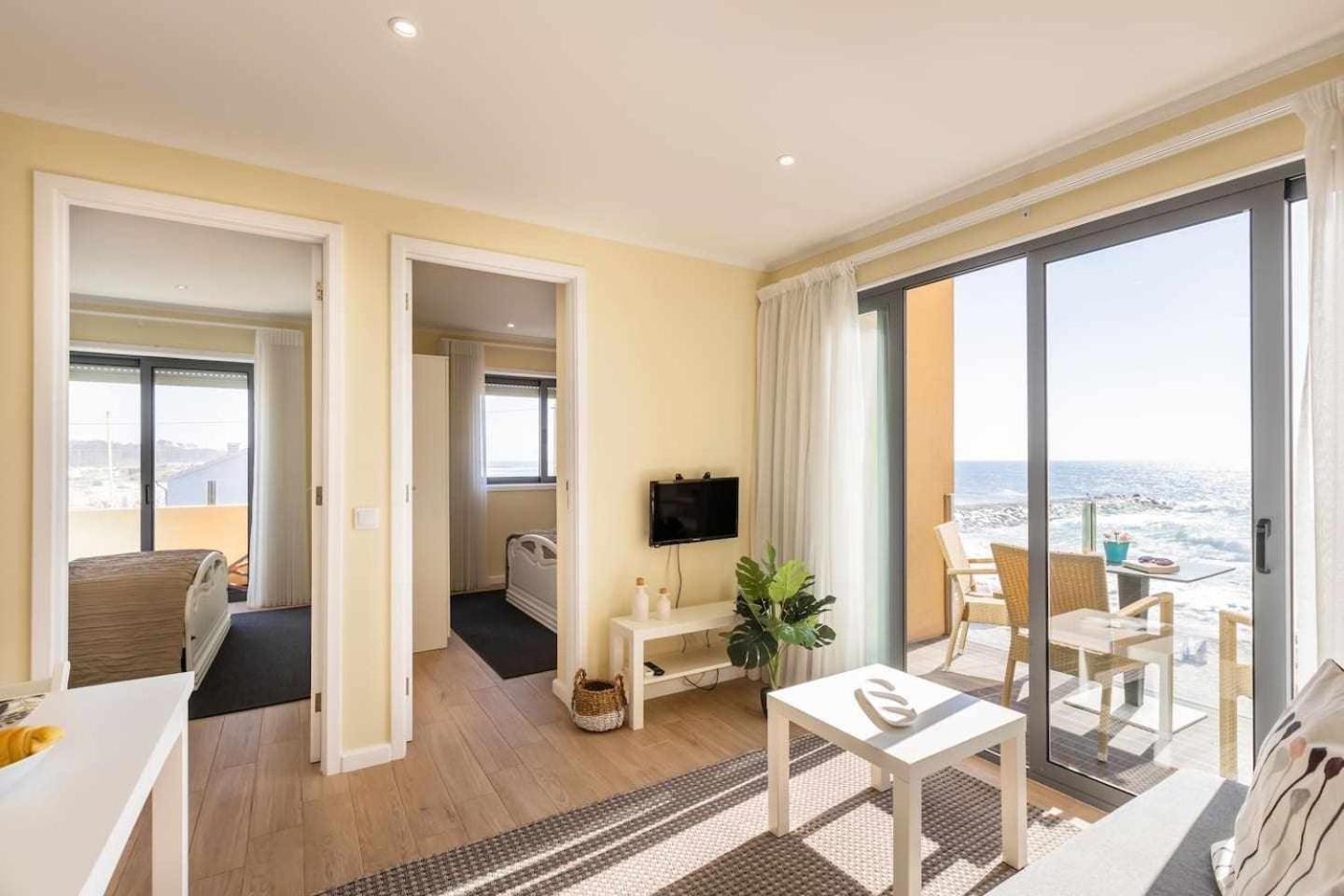 Vista Mare Beach Apartments By Destiny Houses Cortegaça Exterior foto